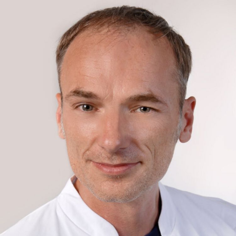 Dr. med. Robert Sentek
